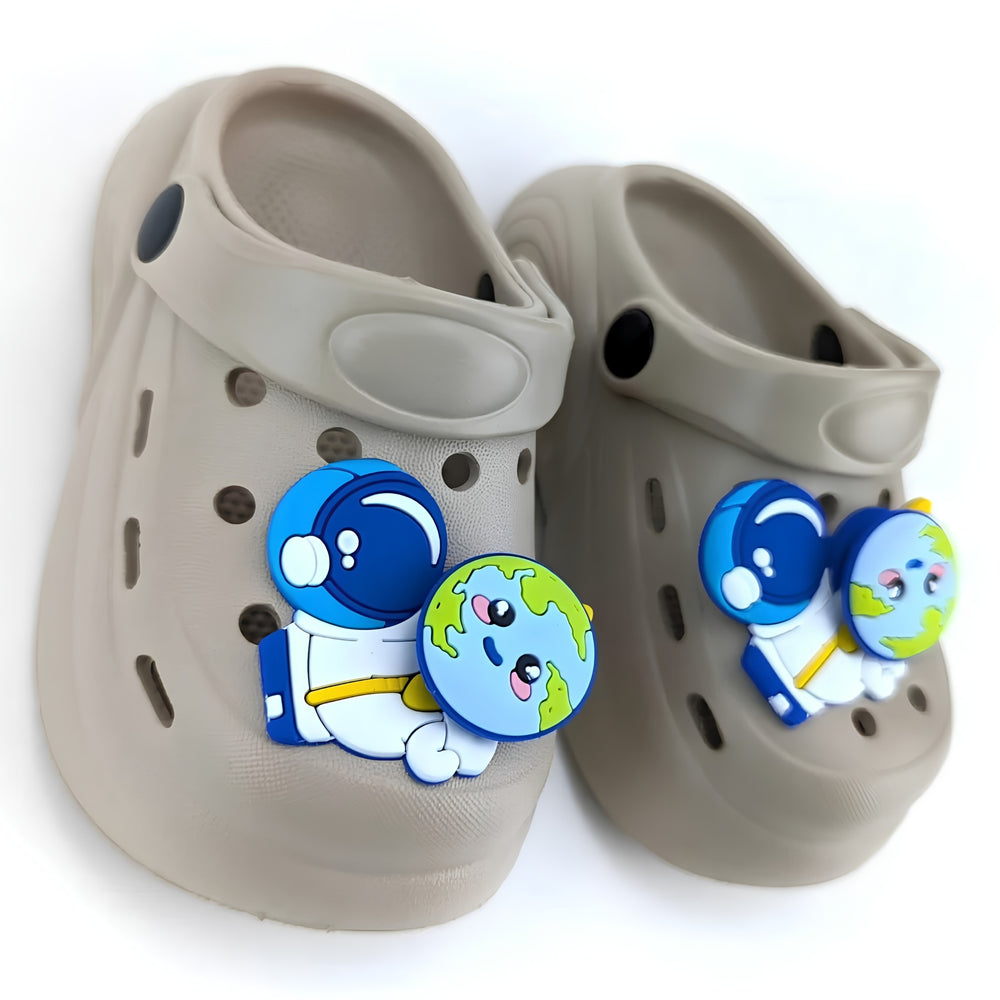 Astronaut Light Beige Clogs