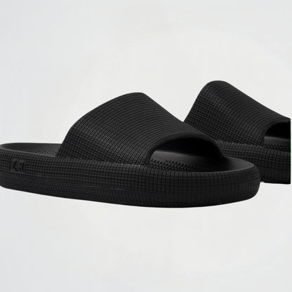 ZR Basic Black Slides